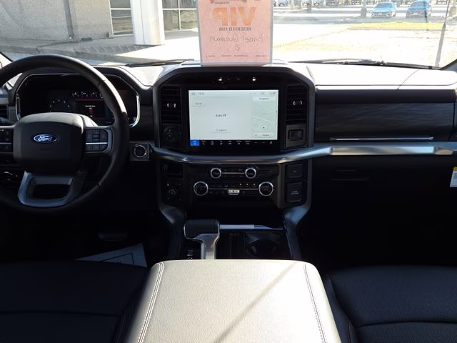 2025 Black Metallic Ford F-150 Lariat 4X4 Truck