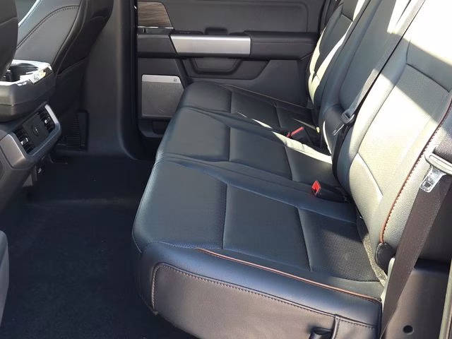 2025 Black Metallic Ford F-150 Lariat 4X4 Truck