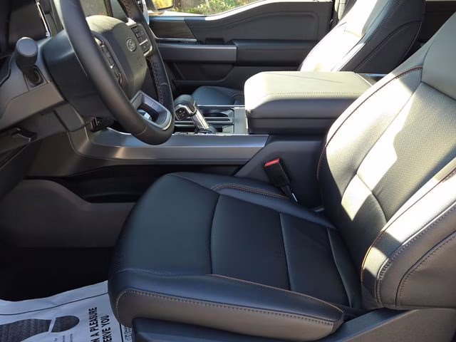 2025 Black Metallic Ford F-150 Lariat 4X4 Truck