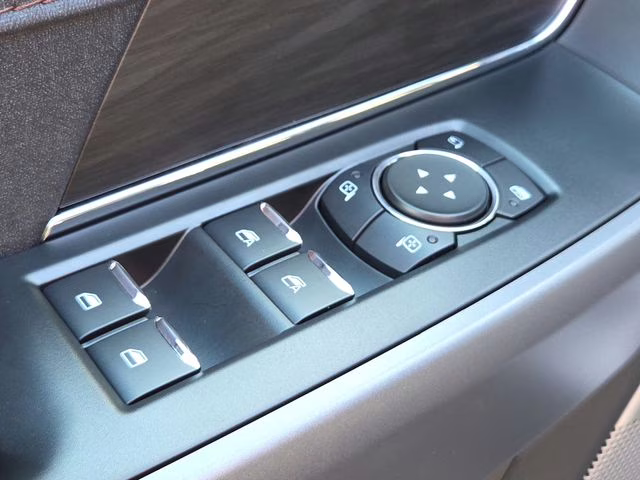 2025 Black Metallic Ford F-150 Lariat 4X4 Truck