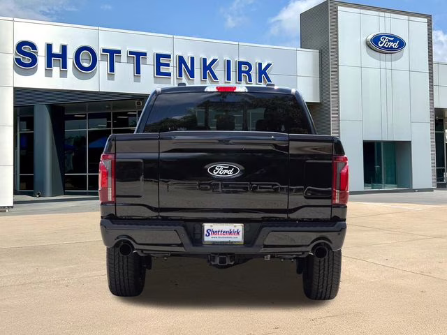 2025 Black Metallic Ford F-150 Lariat 4X4 Truck