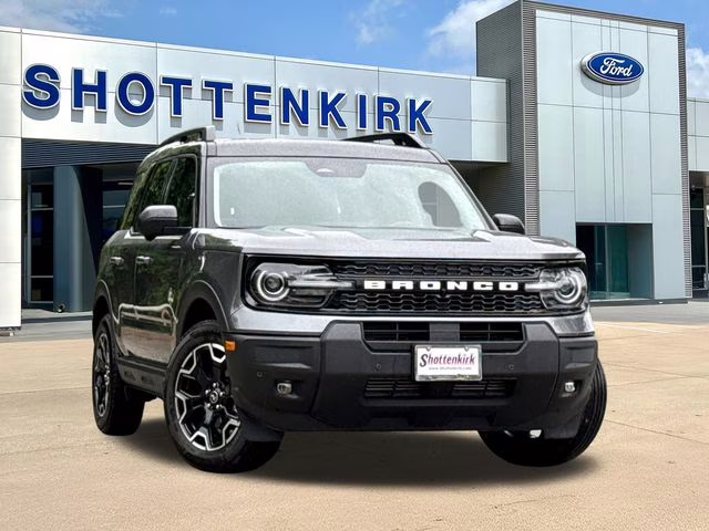2025 Gray Metallic Ford Bronco Sport Outer Banks 4X4 SUV