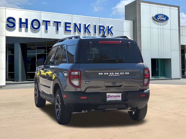 2025 Gray Metallic Ford Bronco Sport Outer Banks 4X4 SUV
