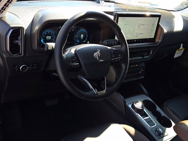 2025 Oxford White Ford Bronco Sport Outer Banks 4X4 SUV