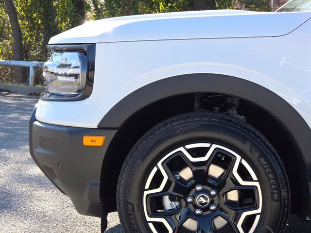 2025 Oxford White Ford Bronco Sport Outer Banks 4X4 SUV