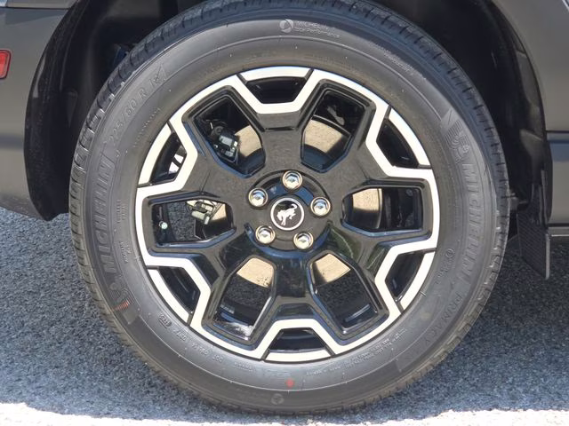 2025 Azure Gray Metallic Ford Bronco Sport Outer Banks 4X4 SUV