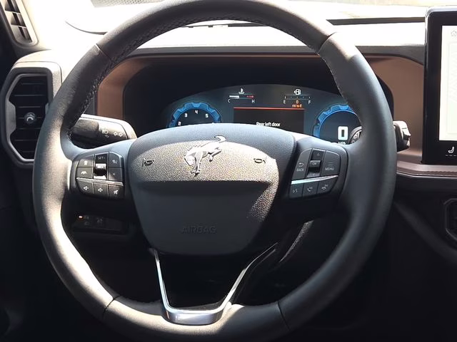 2025 Shadow Black Ford Bronco Sport Outer Banks 4X4 SUV