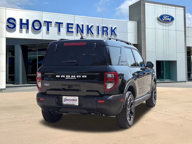 2025 Shadow Black Ford Bronco Sport Outer Banks 4X4 SUV