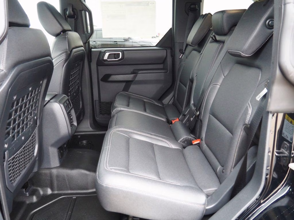 2025 Shadow Black Ford Bronco Badlands 4X4 SUV