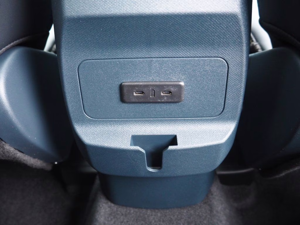 2026 Shadow Black Ford Maverick Lobo Standard AWD Truck