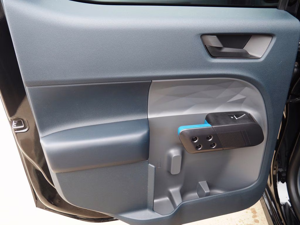 2026 Shadow Black Ford Maverick Lobo Standard AWD Truck