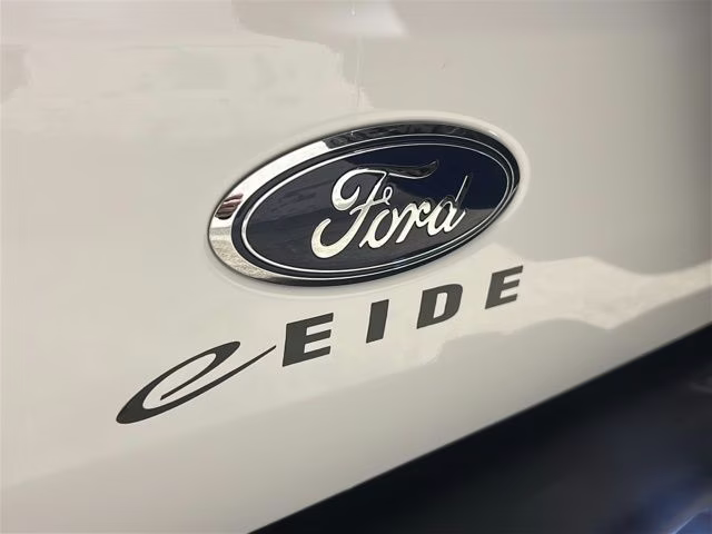 2025 Oxford White Ford Bronco Big Bend DARK TRAIL SERIES 4X4 SUV