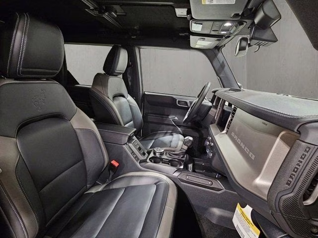 2025 Shadow Black Ford Bronco Outer Banks 4X4 SUV