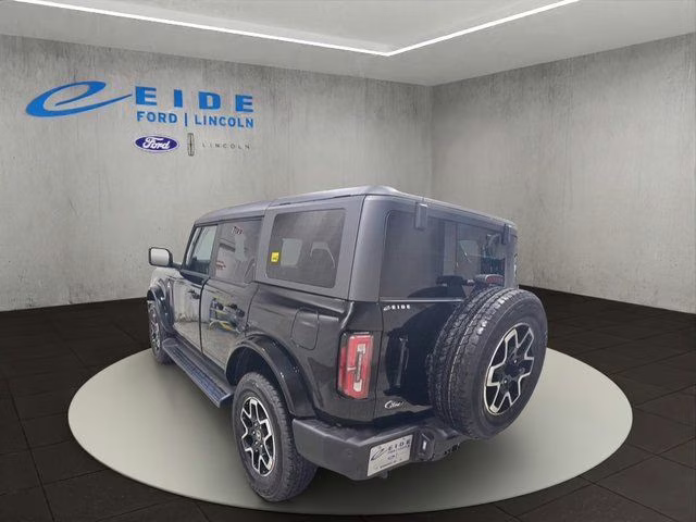 2025 Shadow Black Ford Bronco Outer Banks 4X4 SUV