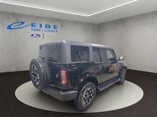 2025 Shadow Black Ford Bronco Outer Banks 4X4 SUV