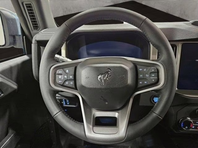 2025 Azure Gray Metallic Tri-Coat Ford Bronco Outer Banks 4X4 SUV