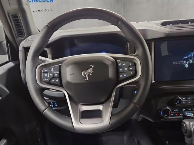 2025 Shadow Black Ford Bronco Badlands 4X4 SUV