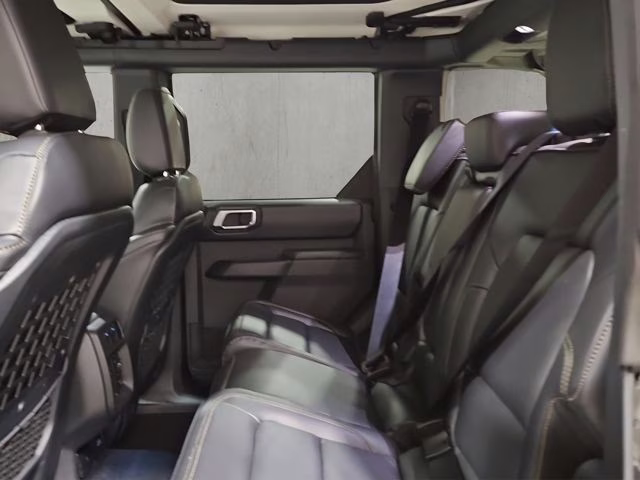 2025 Shadow Black Ford Bronco Badlands 4X4 SUV