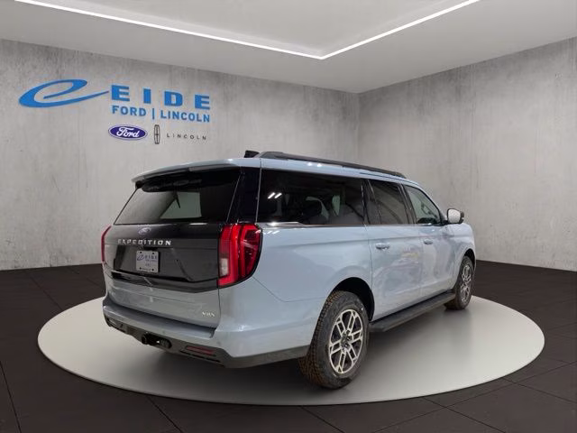2026 Glacier Gray Metallic Tri-Coat Ford Expedition Max Active 4X4 SUV