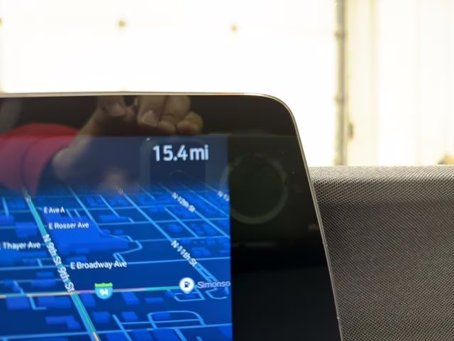 2026 Glacier Gray Metallic Tri-Coat Ford Expedition Active 4X4 SUV