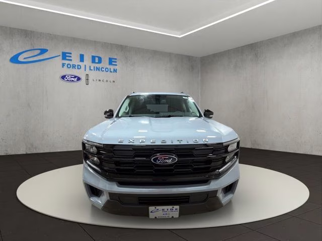 2026 Glacier Gray Metallic Tri-Coat Ford Expedition Active 4X4 SUV