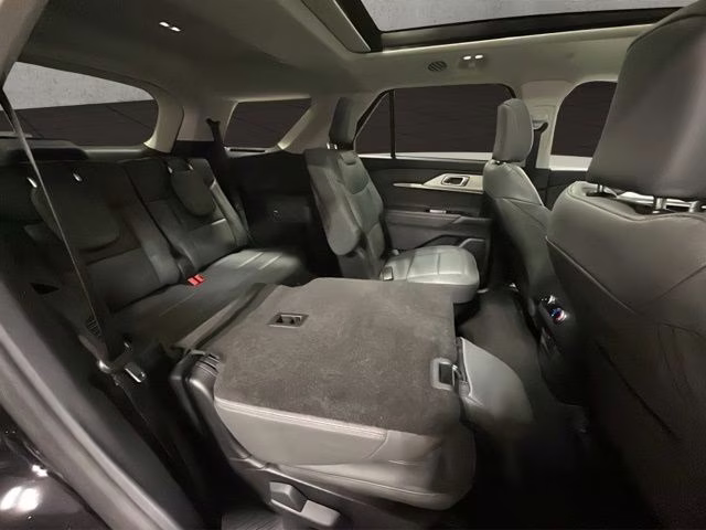 2026 Agate Black Metallic Ford Explorer Active 4X4 SUV