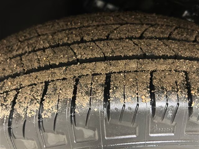 2026 Agate Black Metallic Ford Explorer Active 4X4 SUV