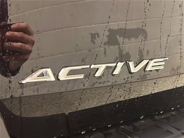 2026 Agate Black Metallic Ford Explorer Active 4X4 SUV