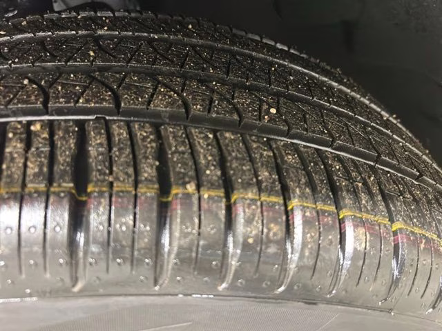 2026 Star White Metallic Tri-Coat Ford Explorer ST-Line 4X4 SUV