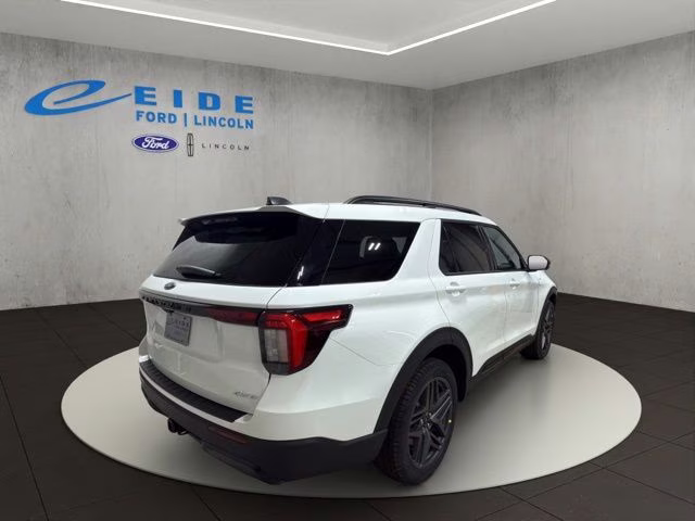 2026 Star White Metallic Tri-Coat Ford Explorer ST-Line 4X4 SUV