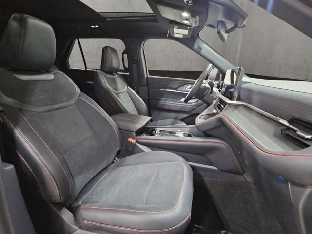 2026 Space White Metallic Ford Explorer ST 4X4 SUV