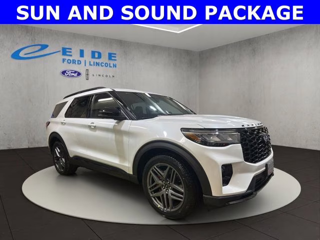 2026 Star White Metallic Tri-Coat Ford Explorer ST 4X4 SUV