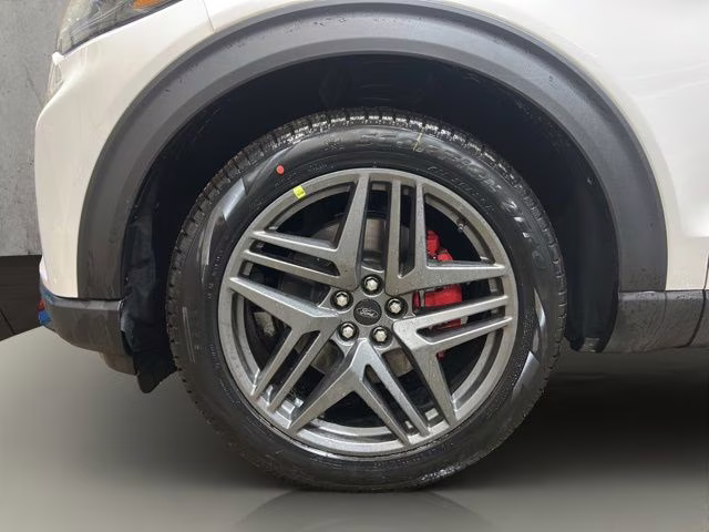 2026 Star White Metallic Tri-Coat Ford Explorer ST 4X4 SUV