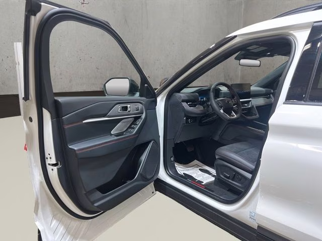 2026 Star White Metallic Tri-Coat Ford Explorer ST 4X4 SUV