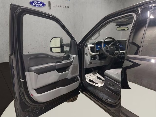 2026 Agate Black Metallic Ford Super Duty F-250 SRW XLT 4X4 Truck