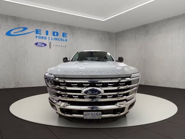 2026 Avalanche Ford Super Duty F-250 SRW Lariat 4X4 Truck