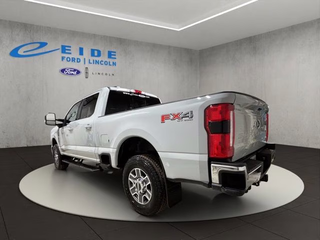 2026 Avalanche Ford Super Duty F-250 SRW Lariat 4X4 Truck