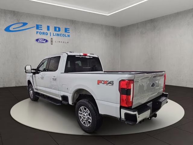 2026 Avalanche Ford Super Duty F-250 SRW Lariat 4X4 Truck