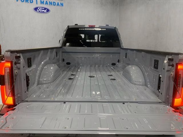 2026 Glacier Gray Metallic Tri-Coat Ford Super Duty F-350 DRW Platinum 4X4 Truck