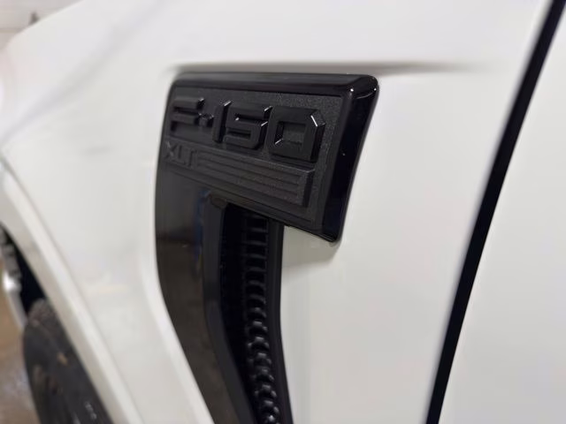 2026 Oxford White Ford F-150 XLT Black Appearance 4X4 Truck