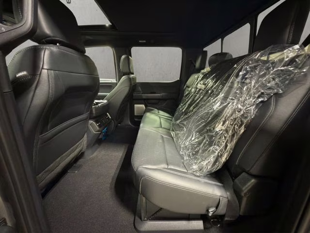 2026 Agate Black Metallic Ford F-150 Lariat Black Appearance 4X4 Truck