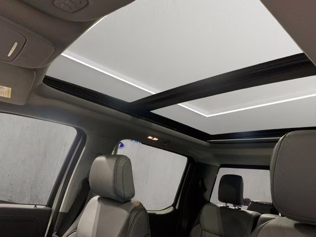 2025 Ford F-150 Lariat - Photo 10