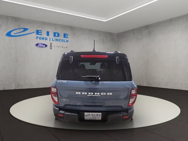 2025 Azure Gray Metallic Tri-Coat Ford Bronco Sport Outer Banks 4X4 SUV