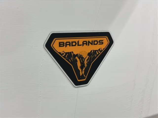 2025 Oxford White Ford Bronco Sport Badlands 4X4 SUV
