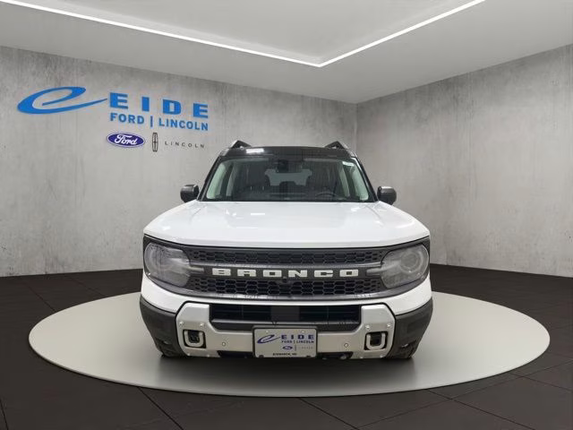 2025 Oxford White Ford Bronco Sport Badlands 4X4 SUV