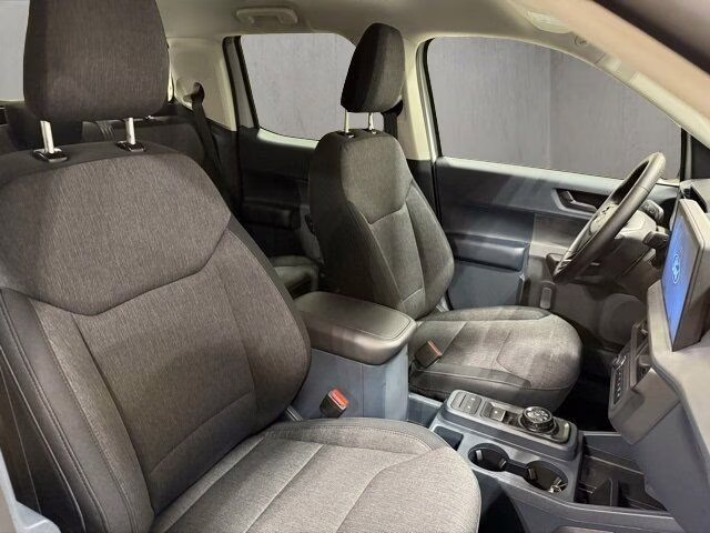 2025 Space White Metallic Ford Maverick XLT AWD Truck