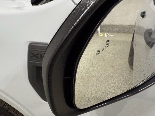 2025 Space White Metallic Ford Maverick XLT AWD Truck