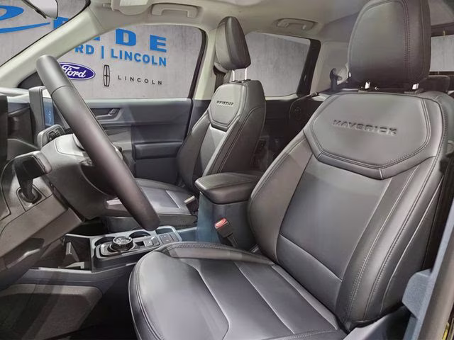2025 Shadow Black Ford Maverick Lariat AWD Truck