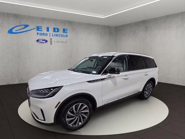 2026 Pristine White Metallic Tri-Coat Lincoln Aviator Premiere AWD SUV