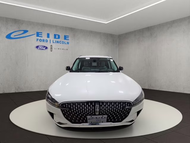 2026 Pristine White Metallic Tri-Coat Lincoln Aviator Premiere AWD SUV